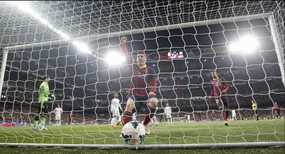 Leo Messi, 32 de ani! 32 de imagini MEMORABILE din cariera omului care a spart toate recordurile in fotbal. FOTO_17