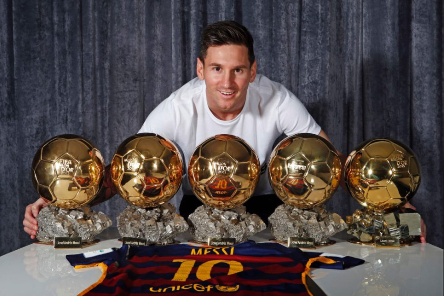 Leo Messi, 32 de ani! 32 de imagini MEMORABILE din cariera omului care a spart toate recordurile in fotbal. FOTO_24