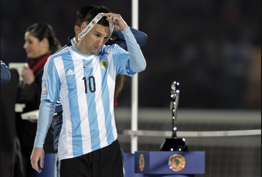 Leo Messi, 32 de ani! 32 de imagini MEMORABILE din cariera omului care a spart toate recordurile in fotbal. FOTO_39