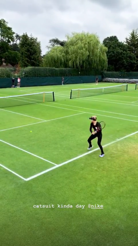 Eugenie Bouchard socheaza din nou: "Nu ti-e cald?" Echipamentul cu care a surprins pe toata lumea la Wimbledon. FOTO_1