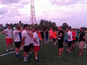 REPORTAJ SPORT.RO / Intr-o vara, intr-o seara, niste baieti se adunara. Cum arata fotbalul adevarat din Romania