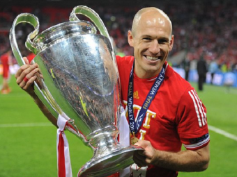 
	S-a retras Olandezul Zburator! Robben a decis sa agate ghetele in cui la 35 de ani, dupa ce a incheiat contractul cu Bayern! Cifrele unei cariere impresionante
