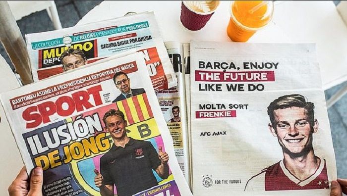 "Barca, bucura-te de viitor!" Ajax a cumparat o pagina de reclama in ziarul de casa al Barcelonei, sa-i felicite pe catalani pentru transferul lui De Jong_1