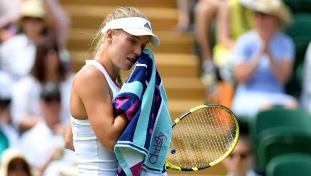 
	Simona Halep a scapat de o adversara infernala: Caroline Wozniacki, OUT de la Wimbledon in turul 3!
