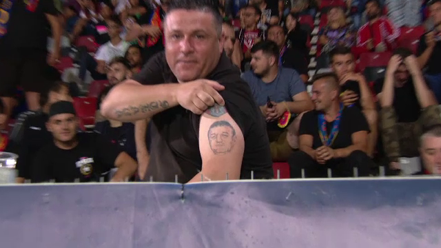 Fanul FCSB care si-a facut tatuaj IMENS cu Gigi Becali, in tribune la Giurgiu. FOTO_2