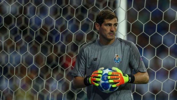 
	Casillas continua la Porto! Anuntul facut de legendarul portar spaniol dupa infarctul suferit in luna mai
