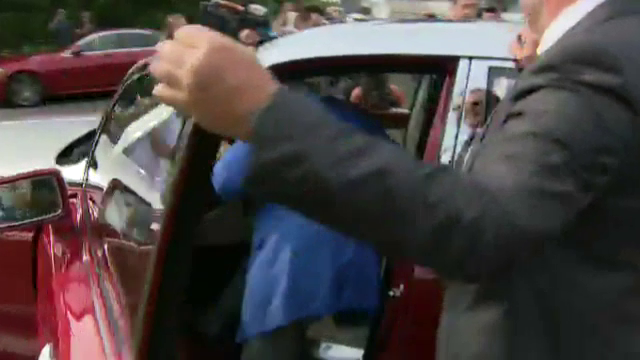 Ion Tiriac, sofer de LUX pentru Simona Halep! A condus-o de la aeroport cu o limuzina de 400.000 euro! VIDEO_5