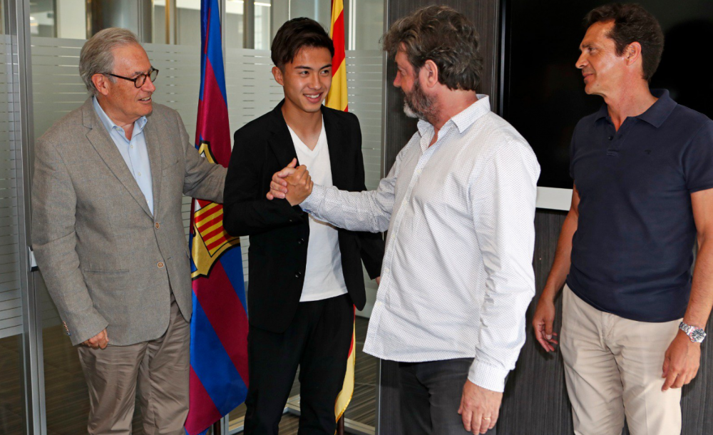 OFICIAL: Barcelona si-a prezentat al 4-lea transfer al verii! Catalanii i-au pus clauza de 100.000.000 euro_3