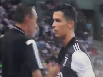
	Prima confruntare pentru Ronaldo si Sarri in PRIMUL meci al sezonului la Juventus! Ce s-a intamplat pe margine dupa ce Cristiano a fost schimbat
