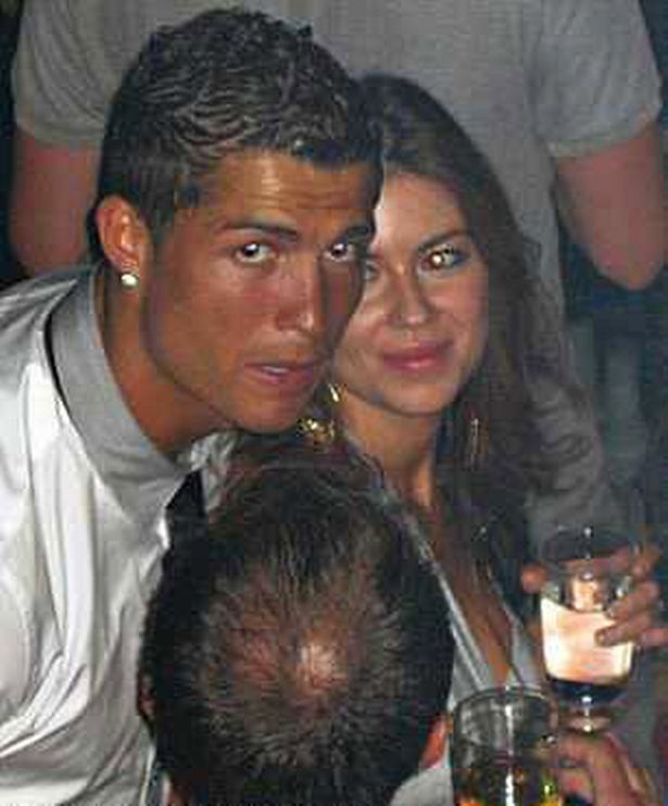 Mama lui Cristiano Ronaldo, in culmea fericirii! Cum a reactionat dupa ce a aflat ca fiul ei nu va fi judecat pentru viol. FOTO_6
