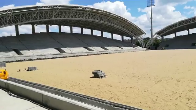 Se monteaza scaunele pe cel mai nou stadion din Romania! Arena va fi gata in aceasta toamna. FOTO_14