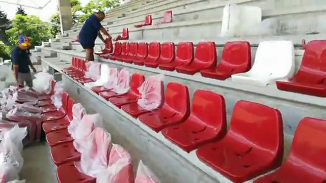 Se monteaza scaunele pe cel mai nou stadion din Romania! Arena va fi gata in aceasta toamna. FOTO_3