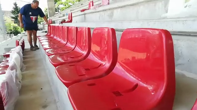 Se monteaza scaunele pe cel mai nou stadion din Romania! Arena va fi gata in aceasta toamna. FOTO_5
