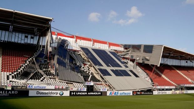 
	S-a prabusit acoperisul! Imagini socante in Olanda, pe stadionul unei echipe care a jucat in cupele europene! FOTO
