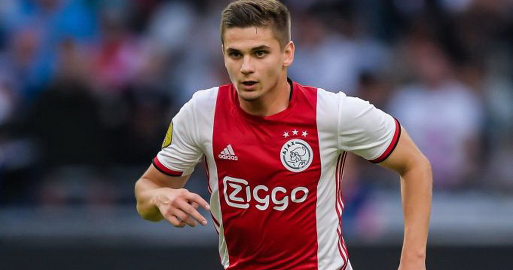 Razvan Marin, meci FABULOS pentru Ajax: l-a facut uitat pe Frenkie De Jong. Ce au descoperit olandezii_1