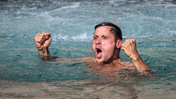 Constantin Popovici a castigat etapa din Mostar a Seriei Mondiale Red Bull Cliff Diving