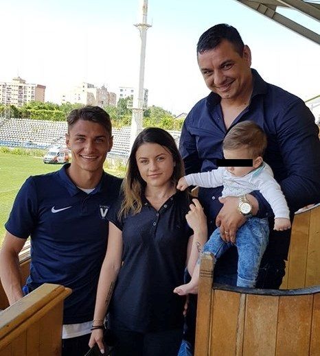 Ionel Ganea este bunic la 45 de ani. El ii spune nepotului "Ganezu 3" si vrea sa il faca tot fotbalist. FOTO_4
