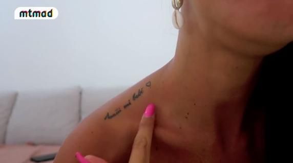Si-a facut tatuaj cu iubitul fotbalist, dar a fost parasita: "Eram indragostita de el" FOTO_1