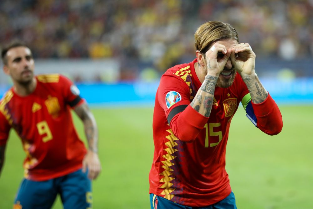 ROMANIA - SPANIA 1-2: Pentru cine era in realitate gestul facut de Sergio Ramos! 50.000 de romani l-au fluierat DEGEABA! FOTO_2