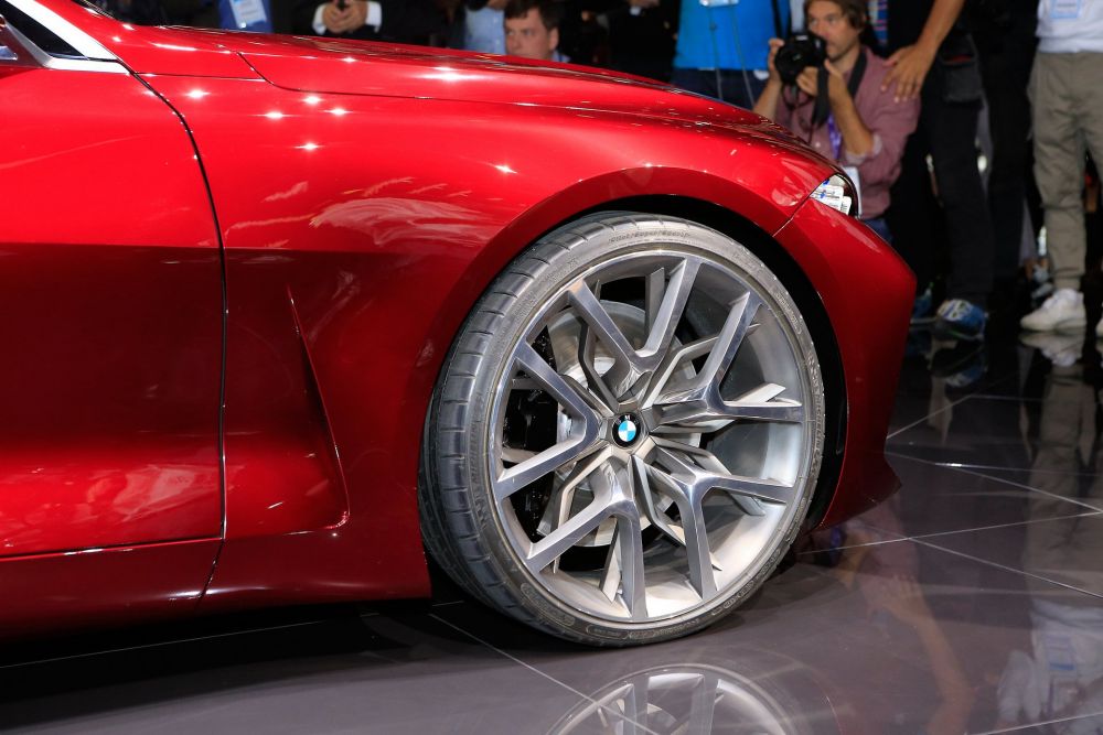 Masina de la BMW care a atras toate privirile la Salonul Auto de la Frankfurt. Cum arata Concept 4. FOTO_15