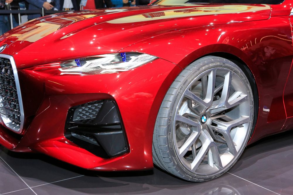 Masina de la BMW care a atras toate privirile la Salonul Auto de la Frankfurt. Cum arata Concept 4. FOTO_17