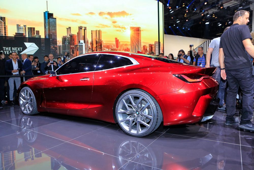 Masina de la BMW care a atras toate privirile la Salonul Auto de la Frankfurt. Cum arata Concept 4. FOTO_29