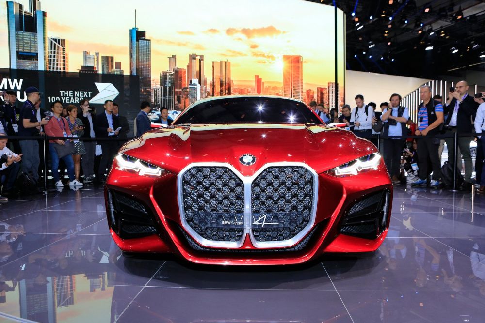 Masina de la BMW care a atras toate privirile la Salonul Auto de la Frankfurt. Cum arata Concept 4. FOTO_9