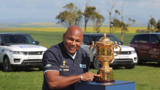 
	Chester Williams, omul care a facut-o campioana pe Timisoara la rugby, inmormantat la Cape Town. VIDEO
