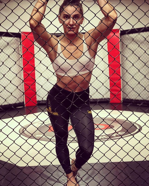 Alexandra Albu, celebra luptatoare de MMA, hartuita online: "E plin de perversi" Ce poze primeste_18