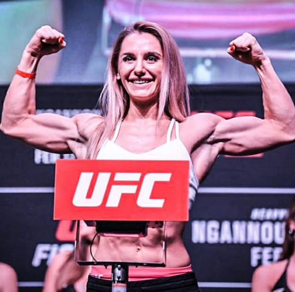 Alexandra Albu, celebra luptatoare de MMA, hartuita online: "E plin de perversi" Ce poze primeste_20
