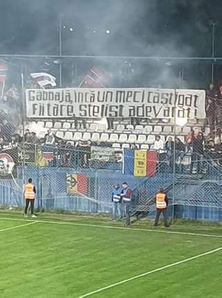 "Azi am facut perfuzii cu sange ros-albastru!" Reactia lui Balint dupa bannerele afisate de ultrasii CSA Steaua_1