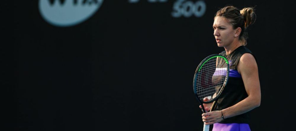 Simona Halep Ekaterina Alexandrova WTA Beijing 2019