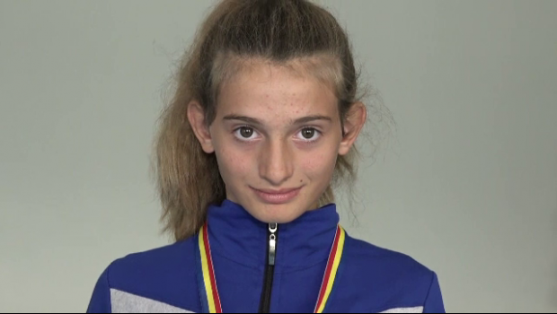 
	La doar 13 ani viseaza la Olimpiada! Cine este micuta care a devenit campioana nationala la box si cum se antreneaza
