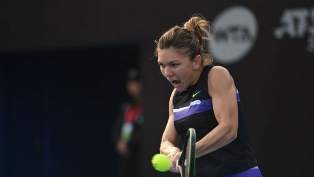 
	NOUL CLASAMENT WTA! Cat a coborat Simona Halep dupa infrangerea de la Beijing! Schimbari importante in TOP 10
