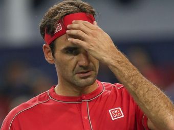 
	SOC la Shanghai! Djokovic si Federer au produs surprizele zilei si au fost eliminati dupa doua meciuri similare
