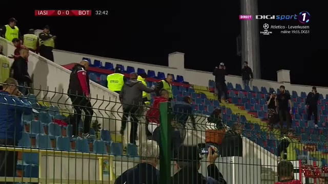 Poli Iasi - FC Botosani 0-3 | Scene halucinante la Botosani, ultrasii celor doua echipe s-au luat la bataie si au fost evacuati! FOTO_2