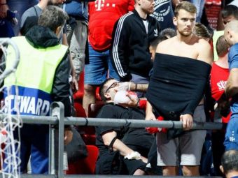 
	VIDEO: Atentie, imagini SOCANTE! Ultrasii mascati au intrat in stadion si i-au UMPLUT de sange pe fanii lui Bayern!!! Meciul era arbitrat de Avram! Ce s-a intamplat in Youth League
