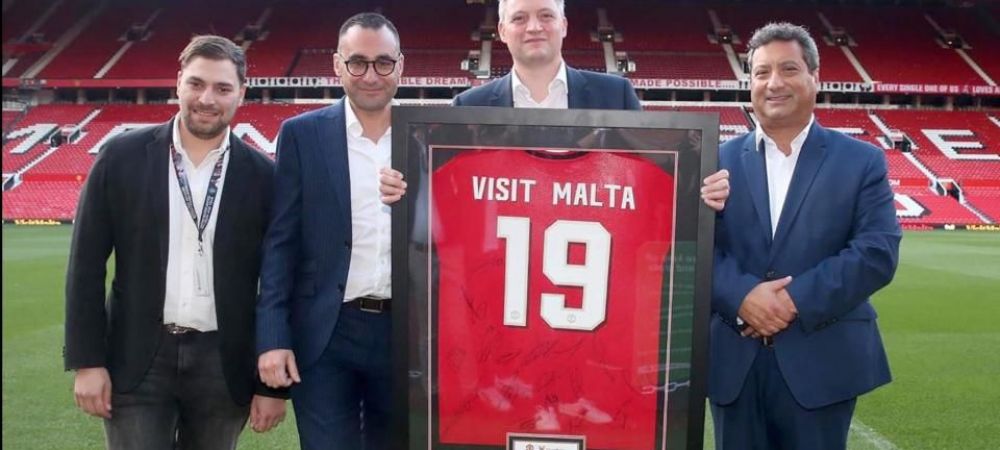 Manchester United Contract Malta Old Trafford