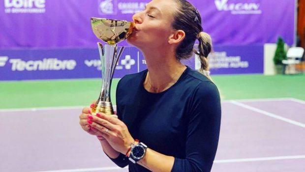 
	Ana Bogdan a castigat un turneu dupa 3 ani si jumatate!
