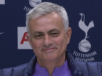 
	Mourinho, prima conferinta de presa de la revenire: &quot;Nu voi mai face aceleasi greseli. Voi face altele noi!&quot; :) Antrenorul, in fata primului meci pe banca la Tottenham
