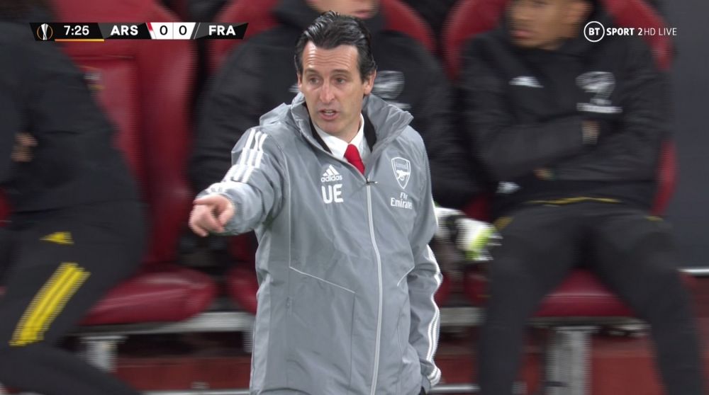 Moment HILAR la meciul lui Arsenal! Arbitrul i-a cerut lui Emery sa isi dea geaca jos! Care a fost motivul invocat_2