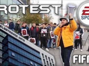 
	Proteste in fata sediului EA Sports din Bucuresti! &quot;Faceti cu Budescu la fel ca Ceausescu&quot; :)) | VIDEO
