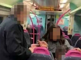 
	INCREDIBIL! O femeie a agresat sexual doi barbati intr-un tren din Londra! Ce a urmat dupa
