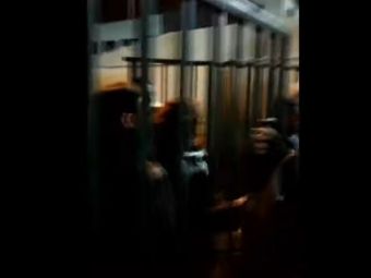 
	VIDEO | MOMENTE TERIBILE pentru Roxana Maracineanu: ministrul Sportului din Franta, scos de pe stadion sub protectia politiei! Ce s-a intamplat
