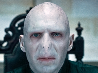 
	INCREDIBIL! I-au taiat nasul si acum arata ca Voldemort! Statuia lui Ibrahimovic, vandalizata a treia oara
