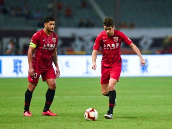 
	Revolutie in China! Superliga Chineza a impus salariul maxim al fotbalistilor straini. Contractele sunt reduse drastic, iar jucatorii vor sa plece!
