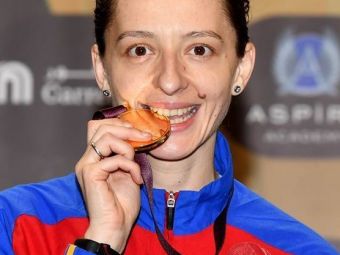 
	Nu plange, Ana! Te iubeste TOATA TARA! Ana Maria Popescu, AUR la Grand Prix-ul de spada de la Doha!
