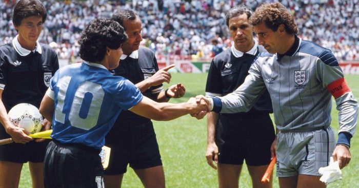 Maradona i-a marcat golul cu “Mana lui Dumnezeu”, dar ramane unul dintre titanii fotbalului _2