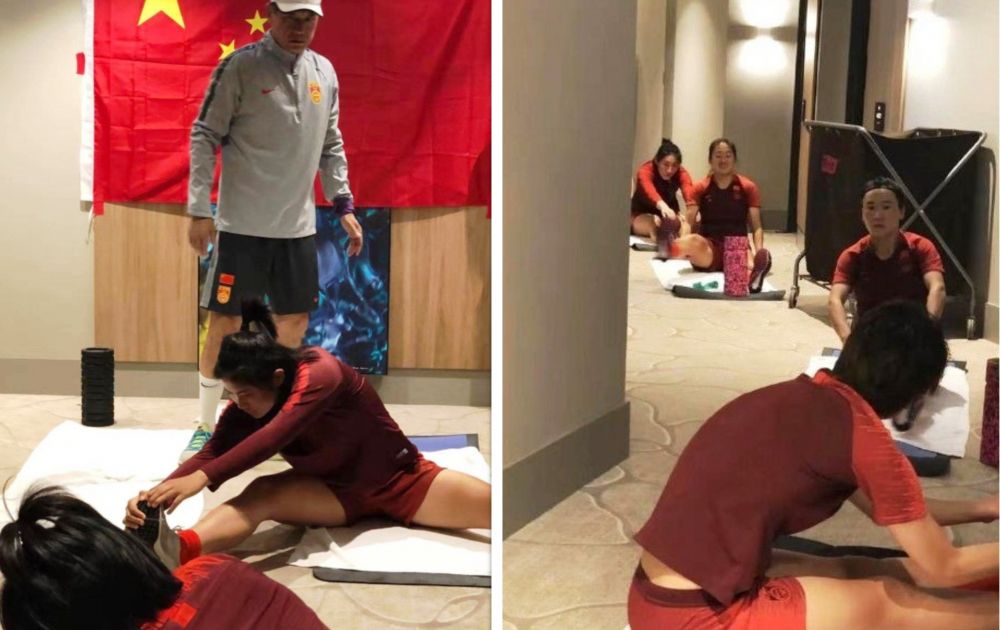 Nationala Chinei e in carantina de o saptamana si se antreneaza pe holurile hotelului. Situatie incredibila in Australia_2