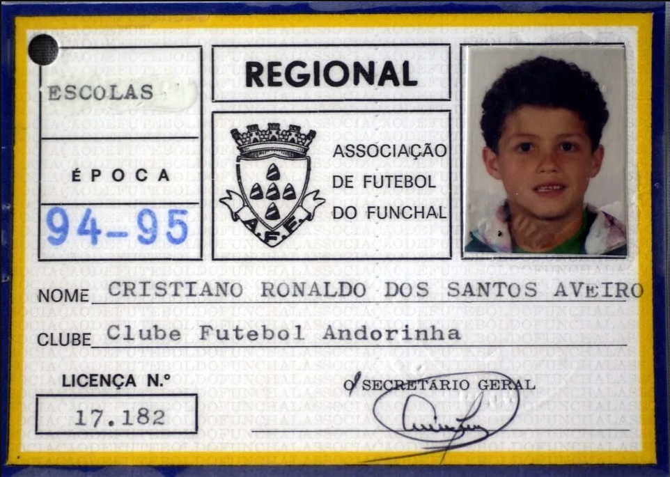 Galerie foto SENZATIONALA cu Ronaldo! Cum arata portughezul cand era bebelus si care a fost prima legitimatie de fotbal_1